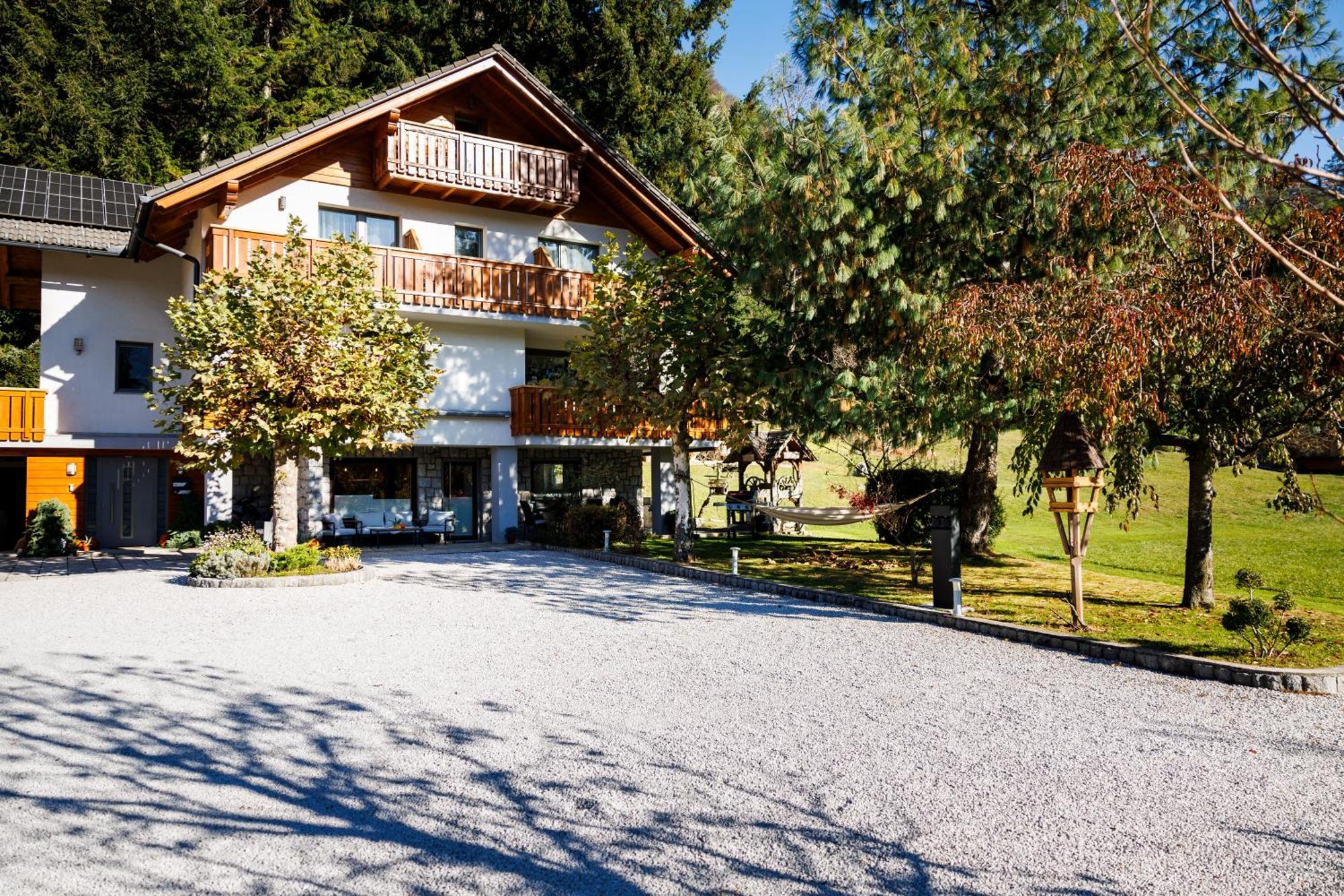 Vila Slavc, Cosy Apartment Near The Lake Bled Exterior photo